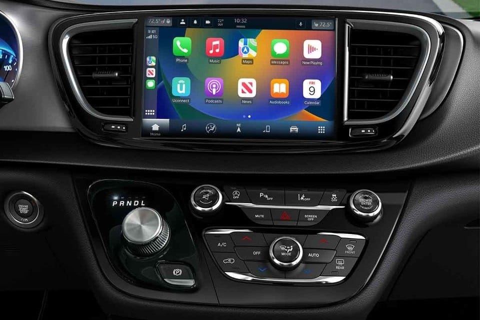 Écran tactile Chrysler Caravan 2025