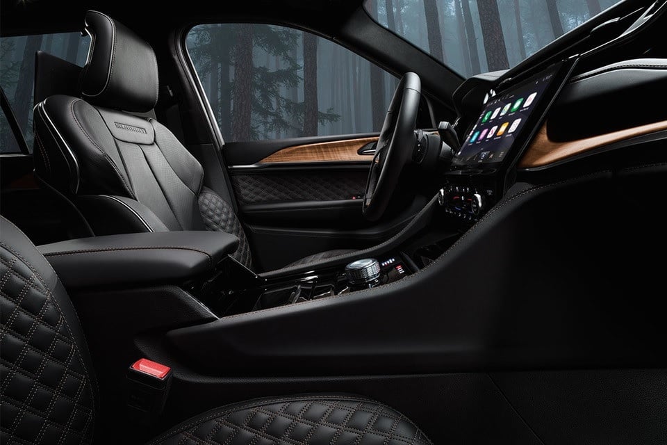 2025 Jeep Grand Cherokee L Front Seats
