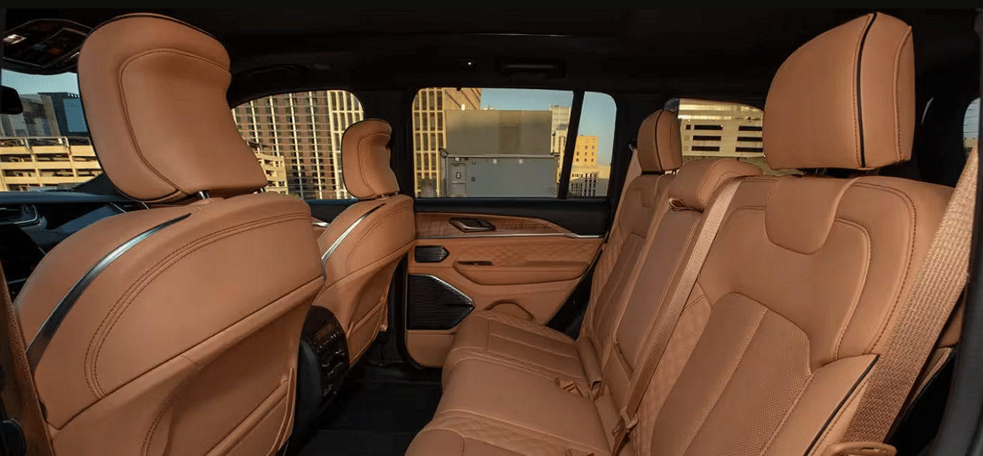 Sièges arrière du Jeep Grand Cherokee 2025