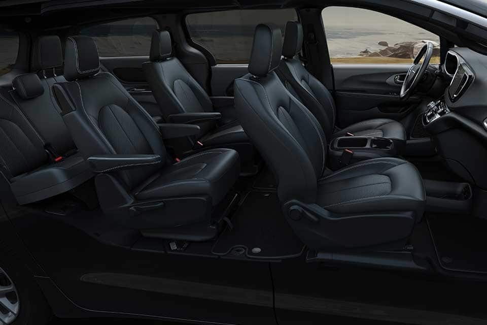 Sièges de la Chrysler Grand Caravan 2026